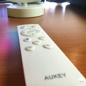 télécommande Aukey Aura Lamp