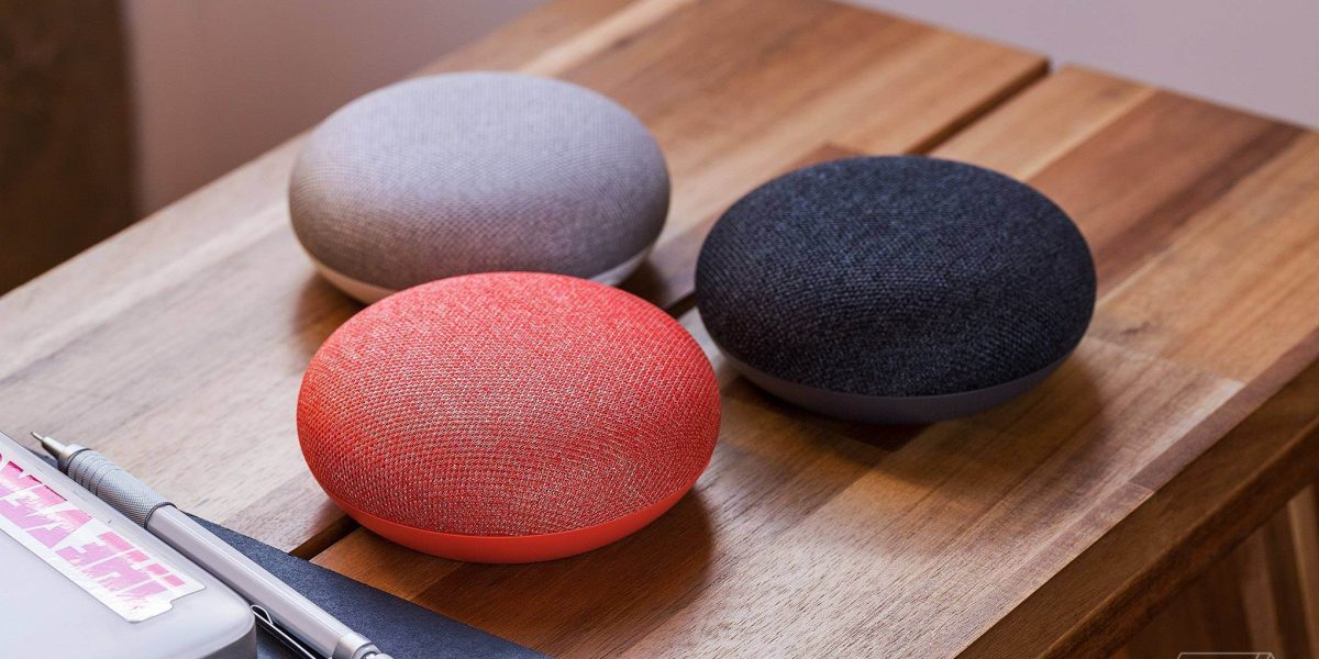 Google Home mini sur table